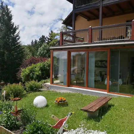 מלון Wohlfuehlgaestehaus Eva-maria Schaetzle סכונאץ'