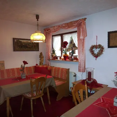 Wohlfuehlgaestehaus Eva-maria Schaetzle *